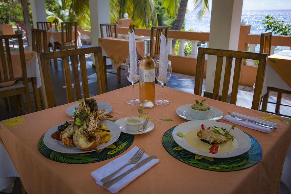 Hotel Restaurant Cyvadier Plage Jacmel Ngoại thất bức ảnh