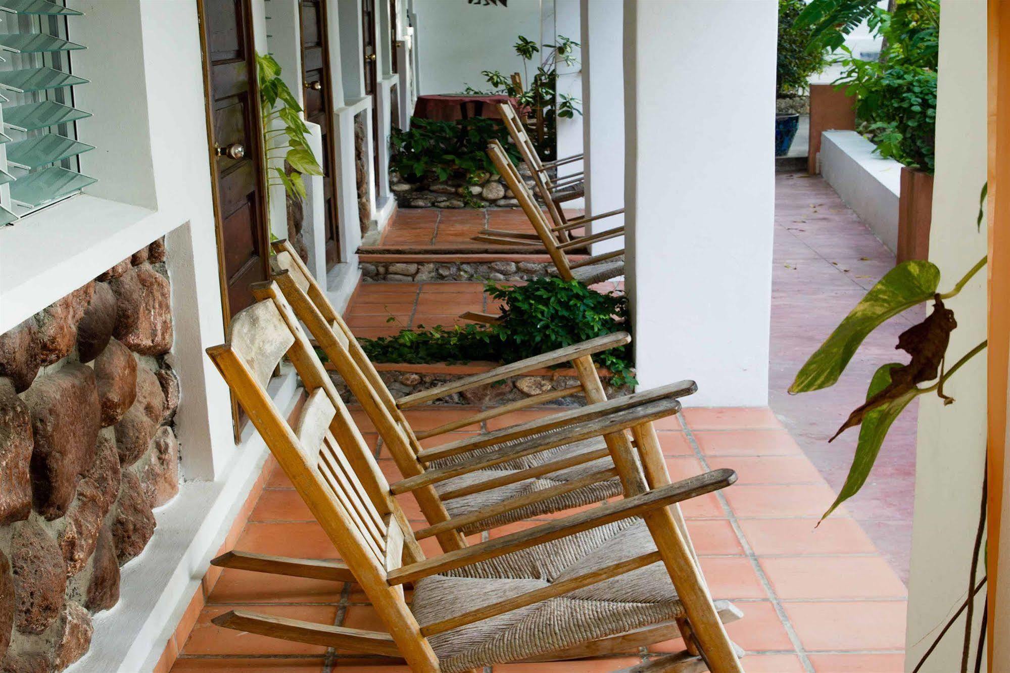 Hotel Restaurant Cyvadier Plage Jacmel Ngoại thất bức ảnh