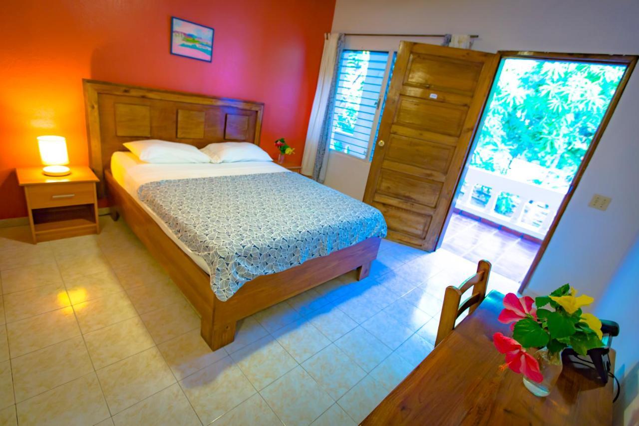 Hotel Restaurant Cyvadier Plage Jacmel Ngoại thất bức ảnh