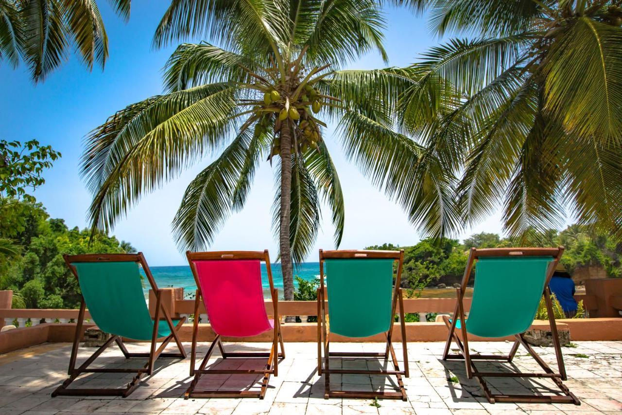 Hotel Restaurant Cyvadier Plage Jacmel Ngoại thất bức ảnh